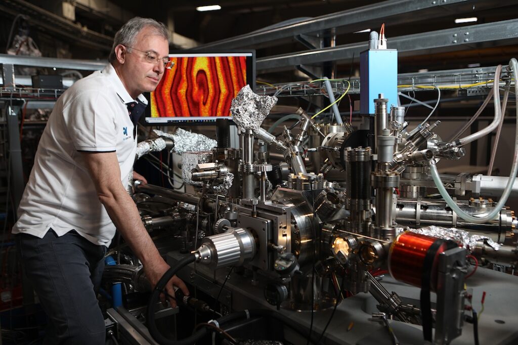 Elettra Sincrotrone, Trieste. Linea 1.2L "Nanospectroscopy". Foto Massimo Goina